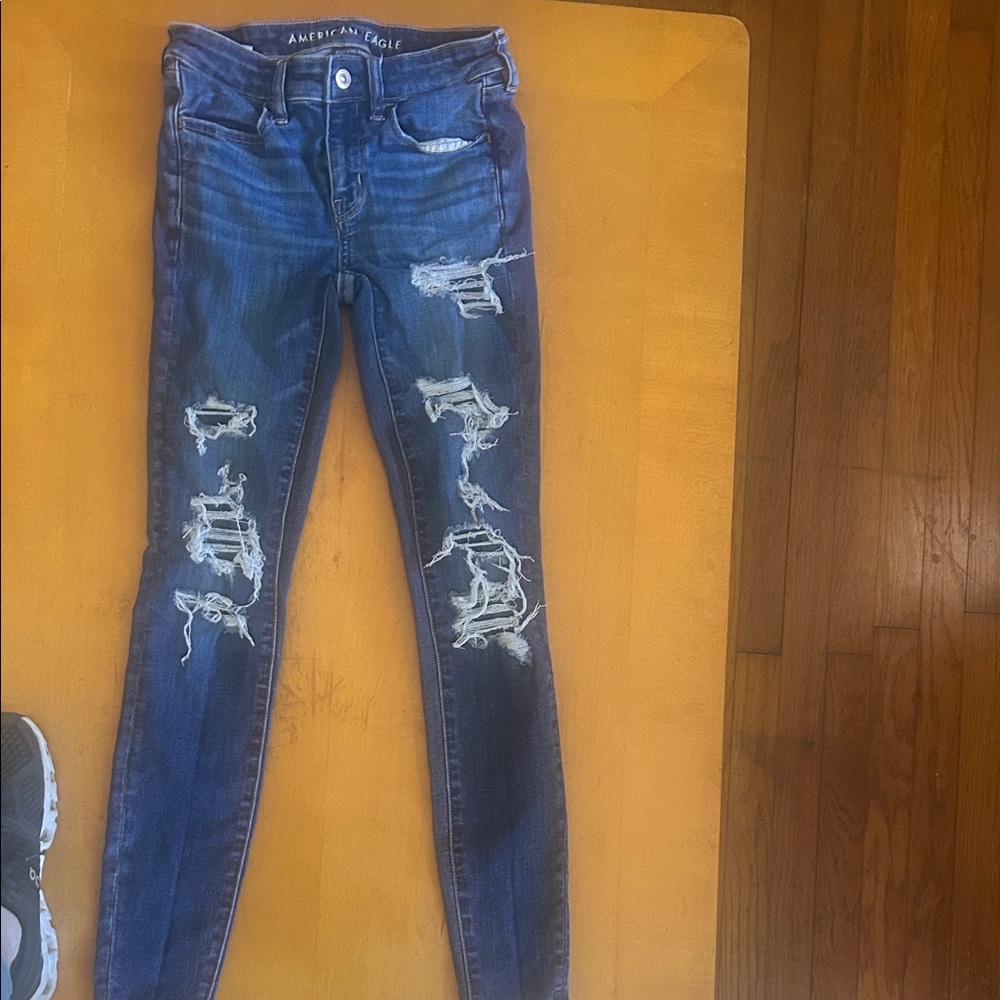 American Eagle Outfitters Women's Ripped Blue Skinny Jeans next level stretch